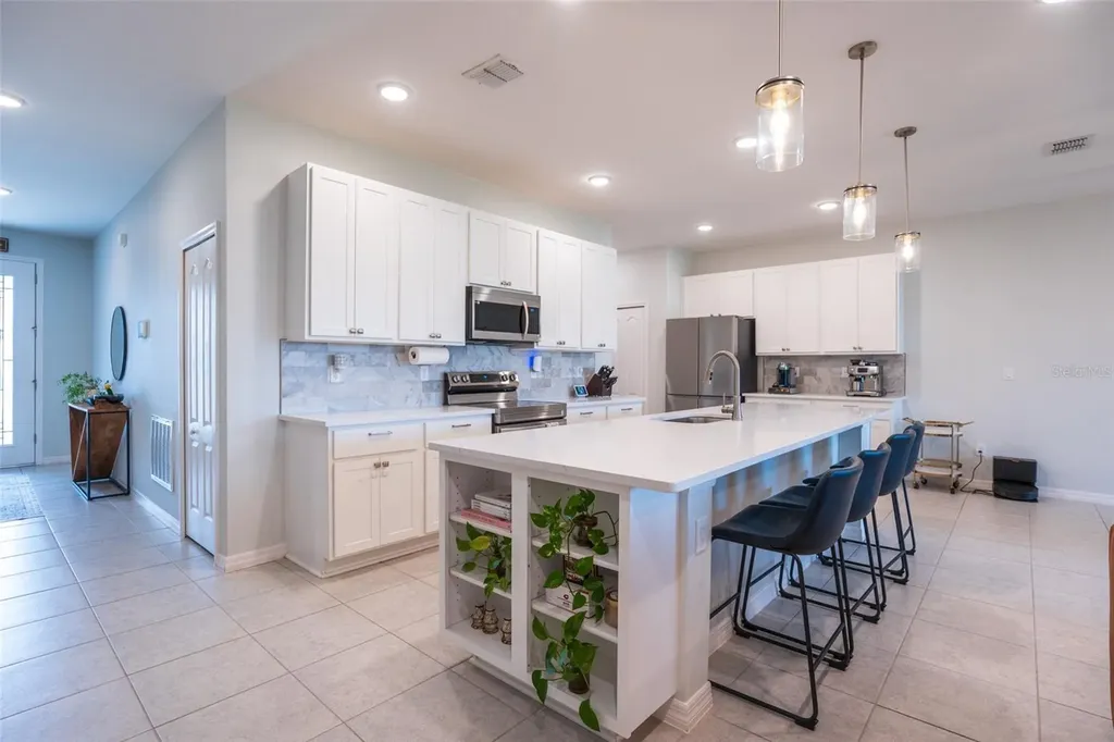 11220 Bram Bay Court San Antonio FL 33576