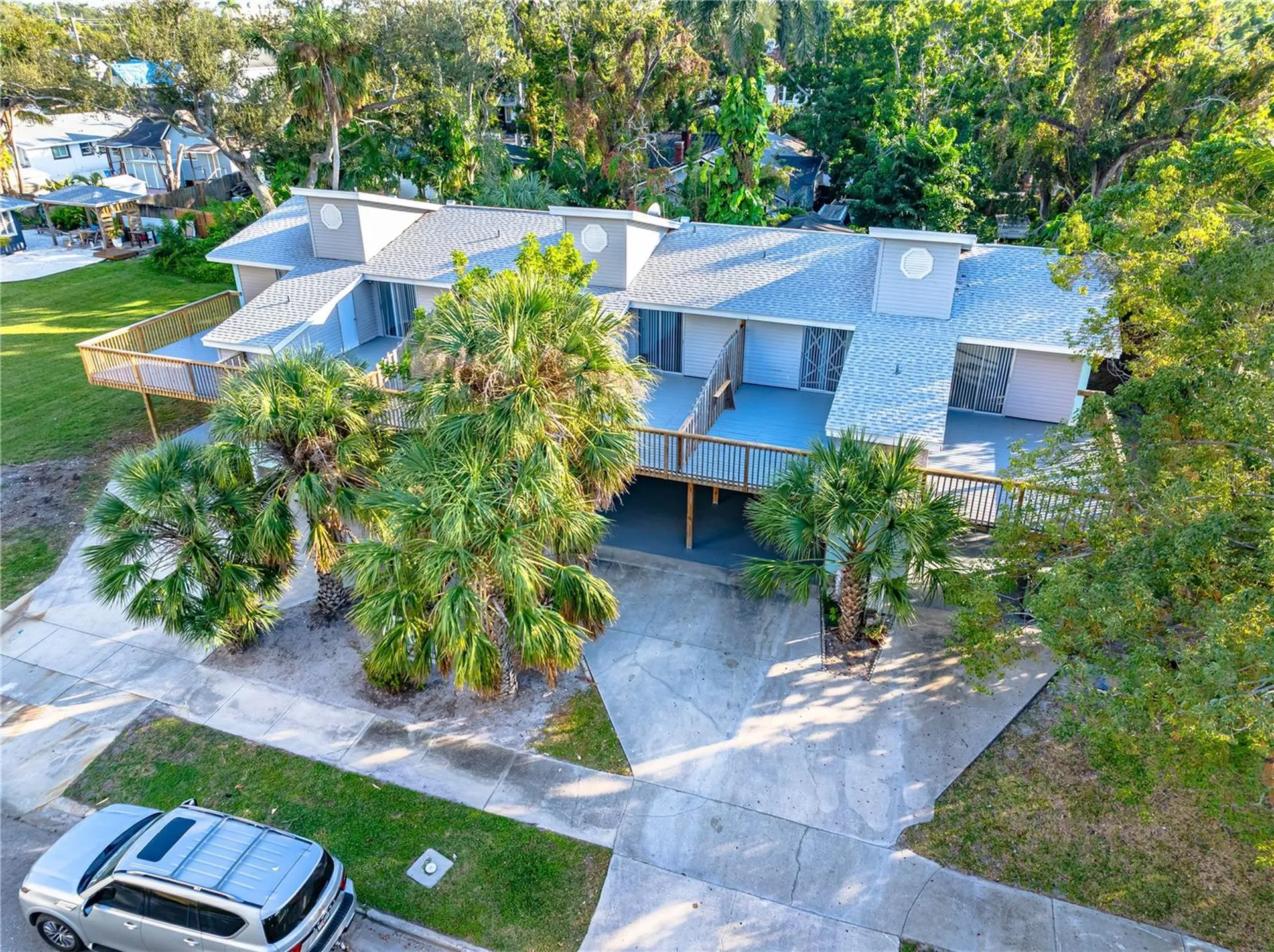 1559 7th Avenue W Bradenton FL 34205