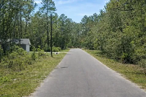 Malauka Pass Circle Ocklawaha FL 32179