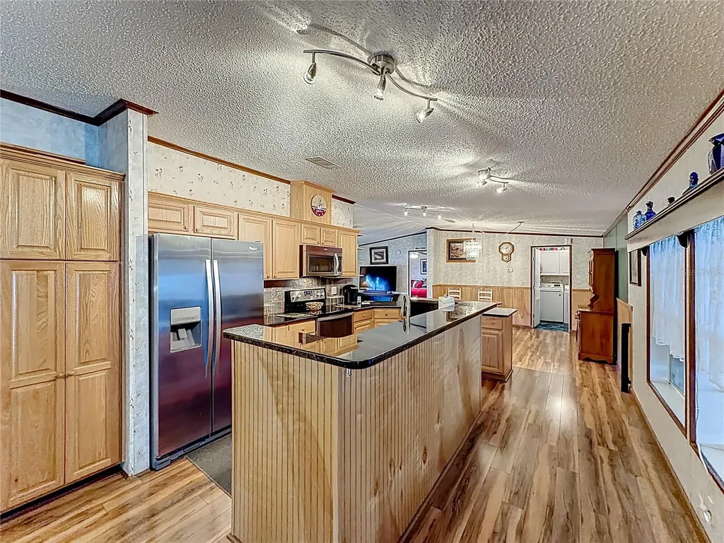 1658 Elkhart Circle Tavares FL 32778