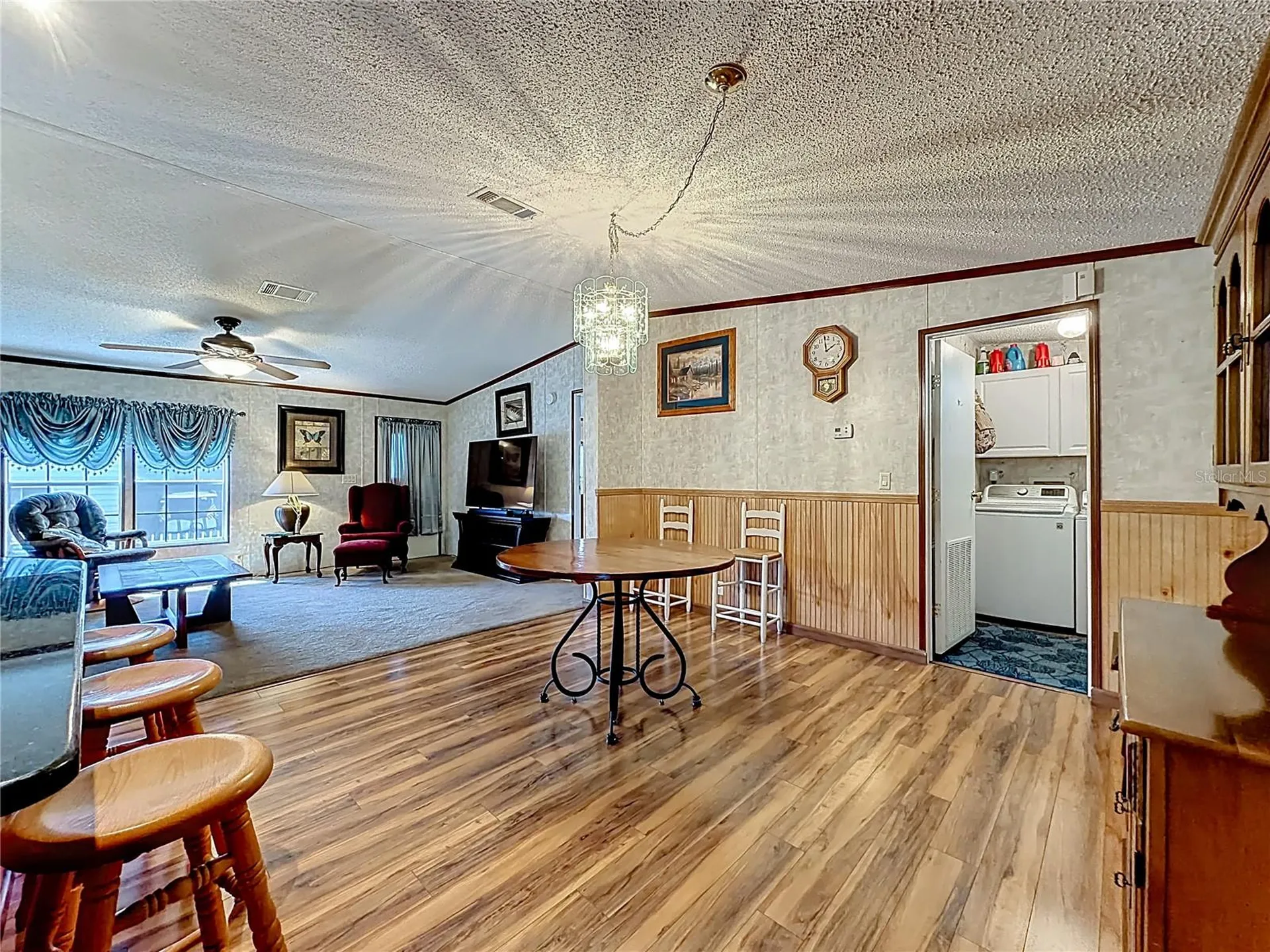 1658 Elkhart Circle Tavares FL 32778