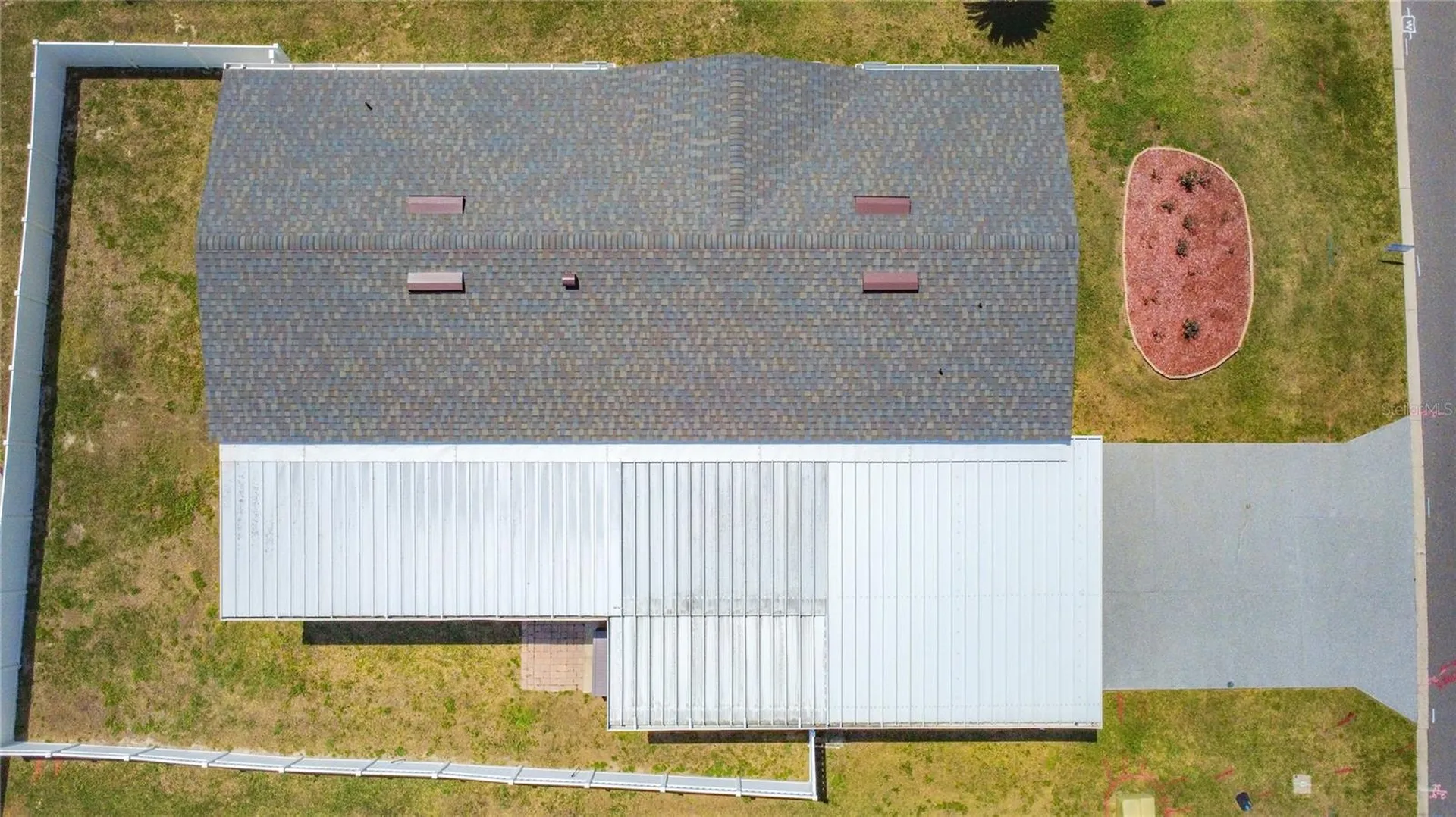 1658 Elkhart Circle Tavares FL 32778