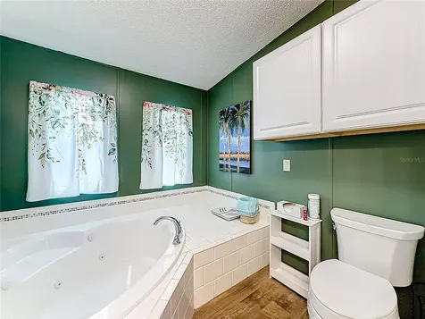 1658 Elkhart Circle Tavares FL 32778