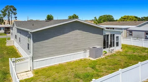 1658 Elkhart Circle Tavares FL 32778
