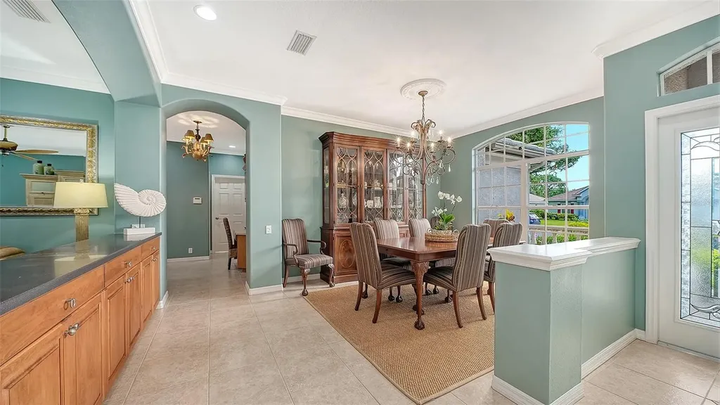 4823 Carrington Circle Sarasota FL 34243