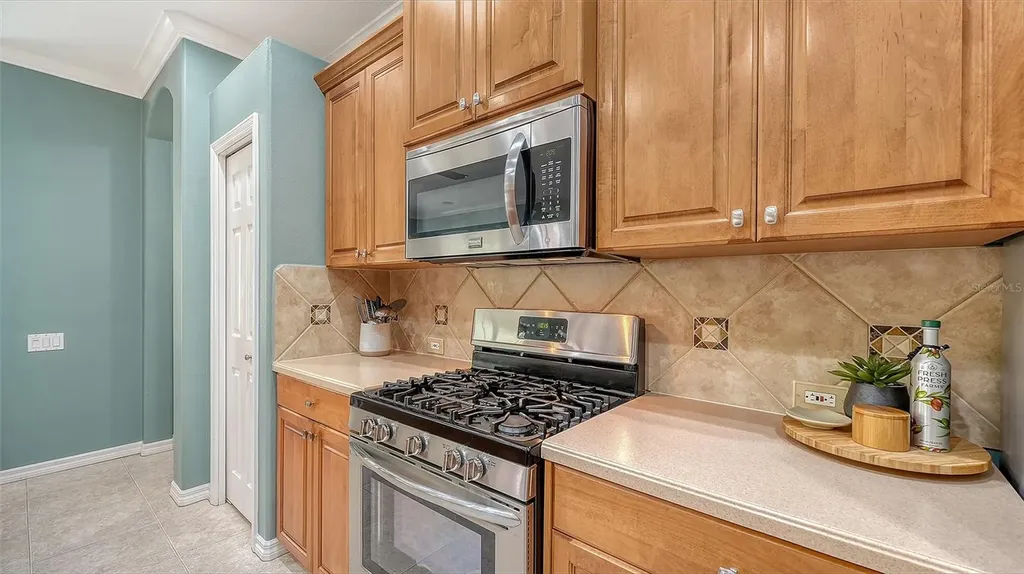 4823 Carrington Circle Sarasota FL 34243