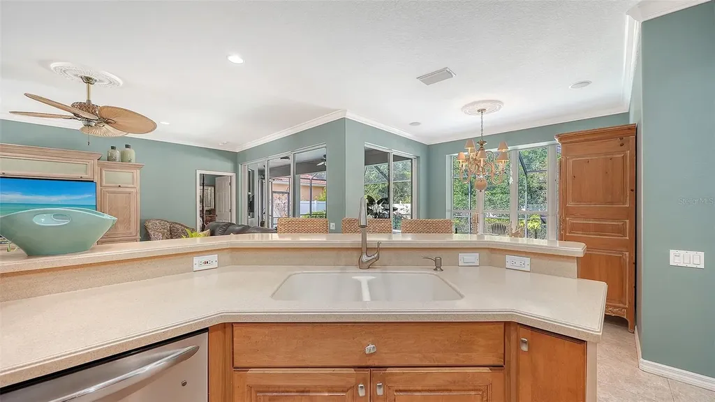 4823 Carrington Circle Sarasota FL 34243
