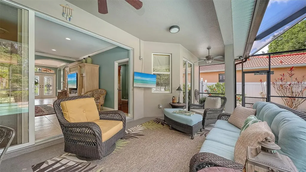 4823 Carrington Circle Sarasota FL 34243