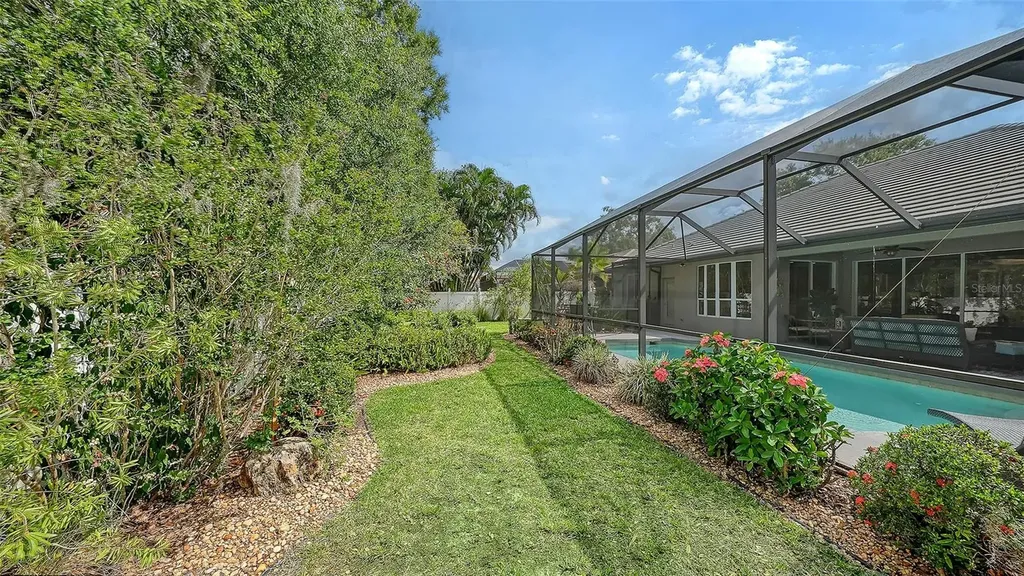 4823 Carrington Circle Sarasota FL 34243