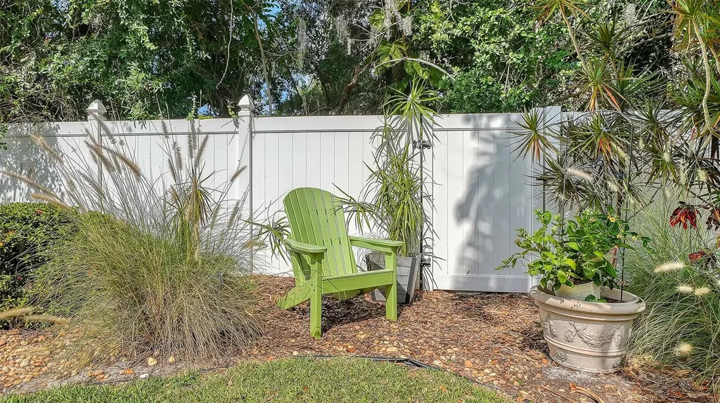 4823 Carrington Circle Sarasota FL 34243
