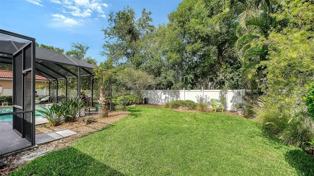 4823 Carrington Circle Sarasota FL 34243