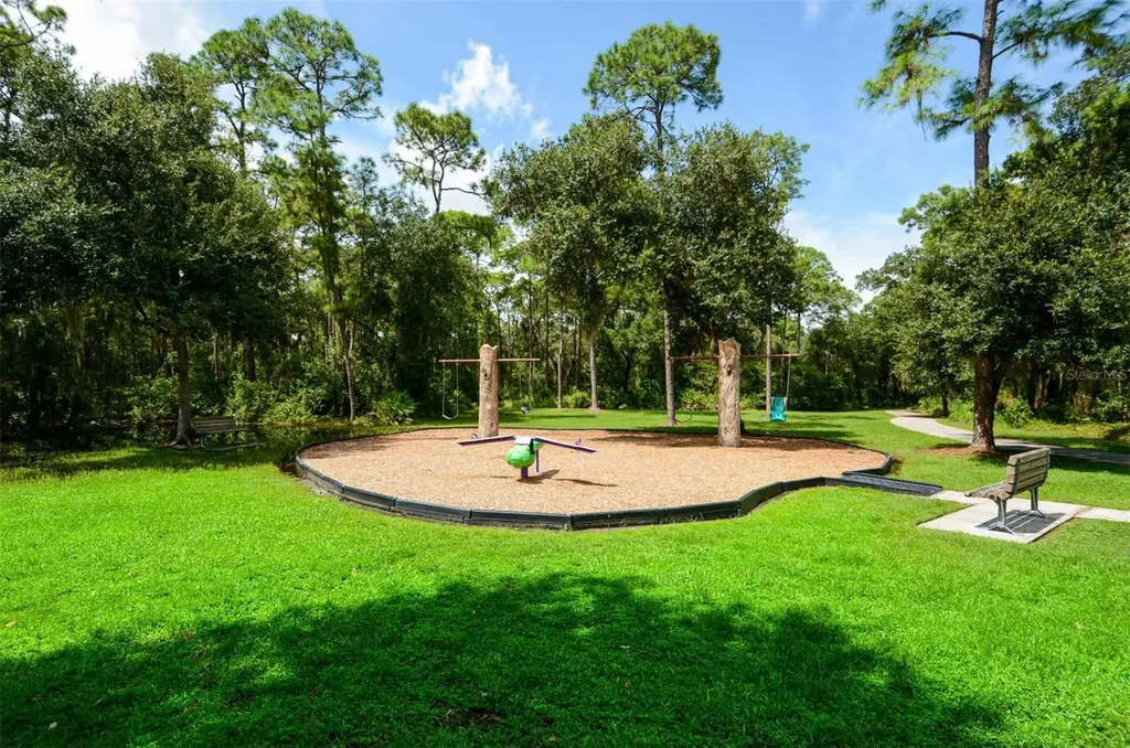 4823 Carrington Circle Sarasota FL 34243