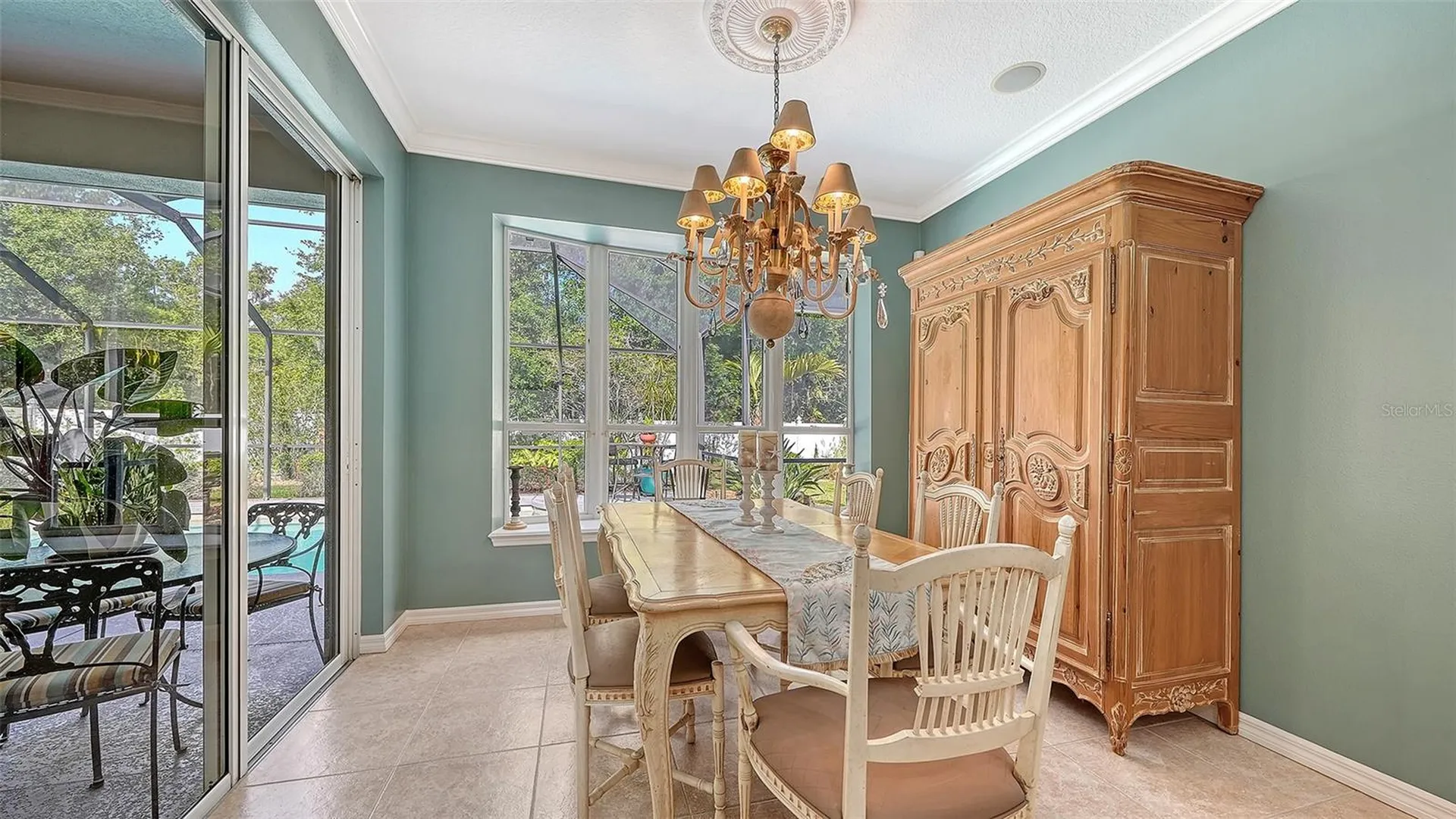 4823 Carrington Circle Sarasota FL 34243
