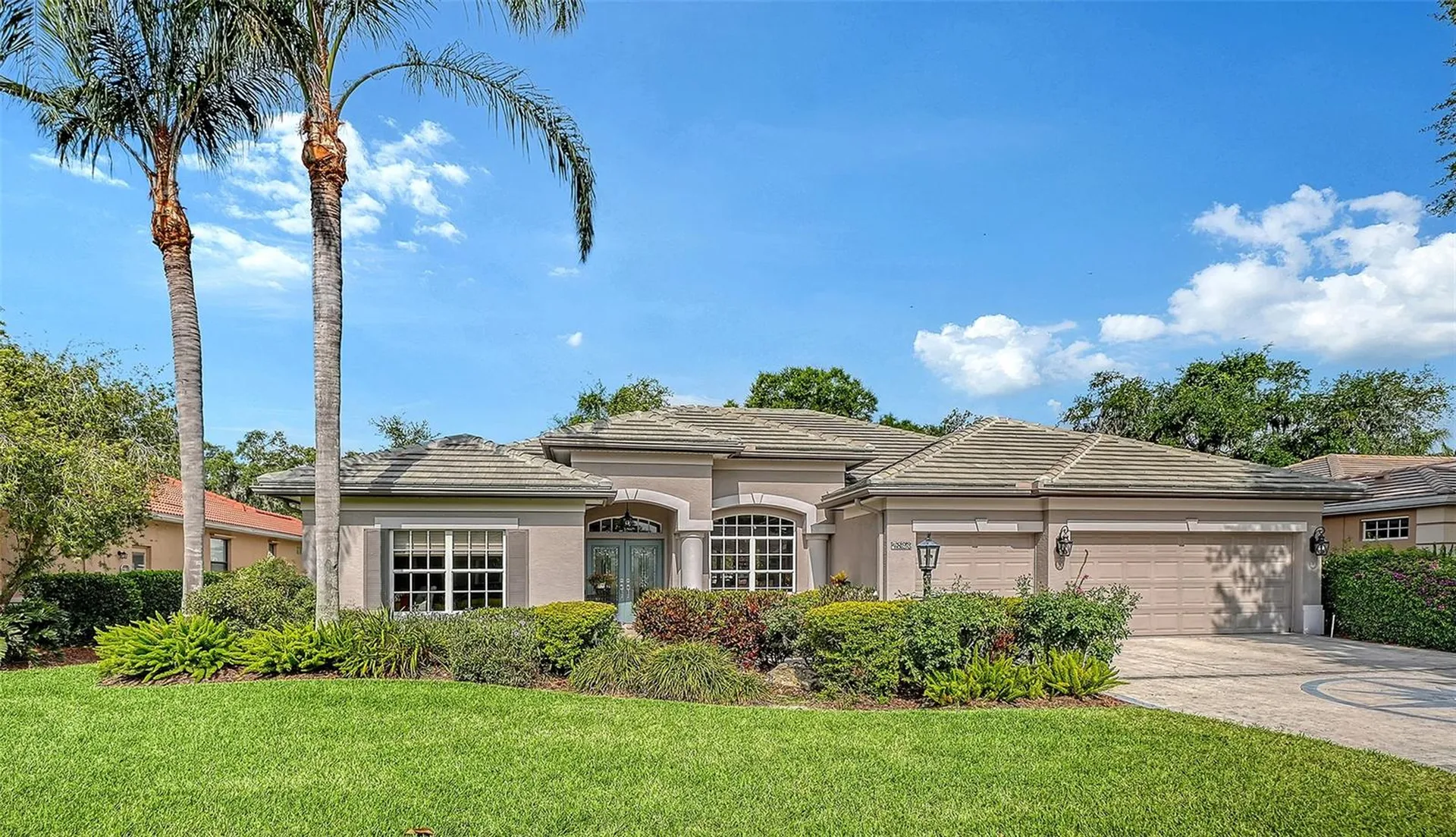 4823 Carrington Circle Sarasota FL 34243