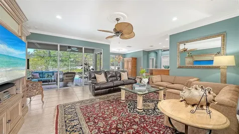 4823 Carrington Circle Sarasota FL 34243