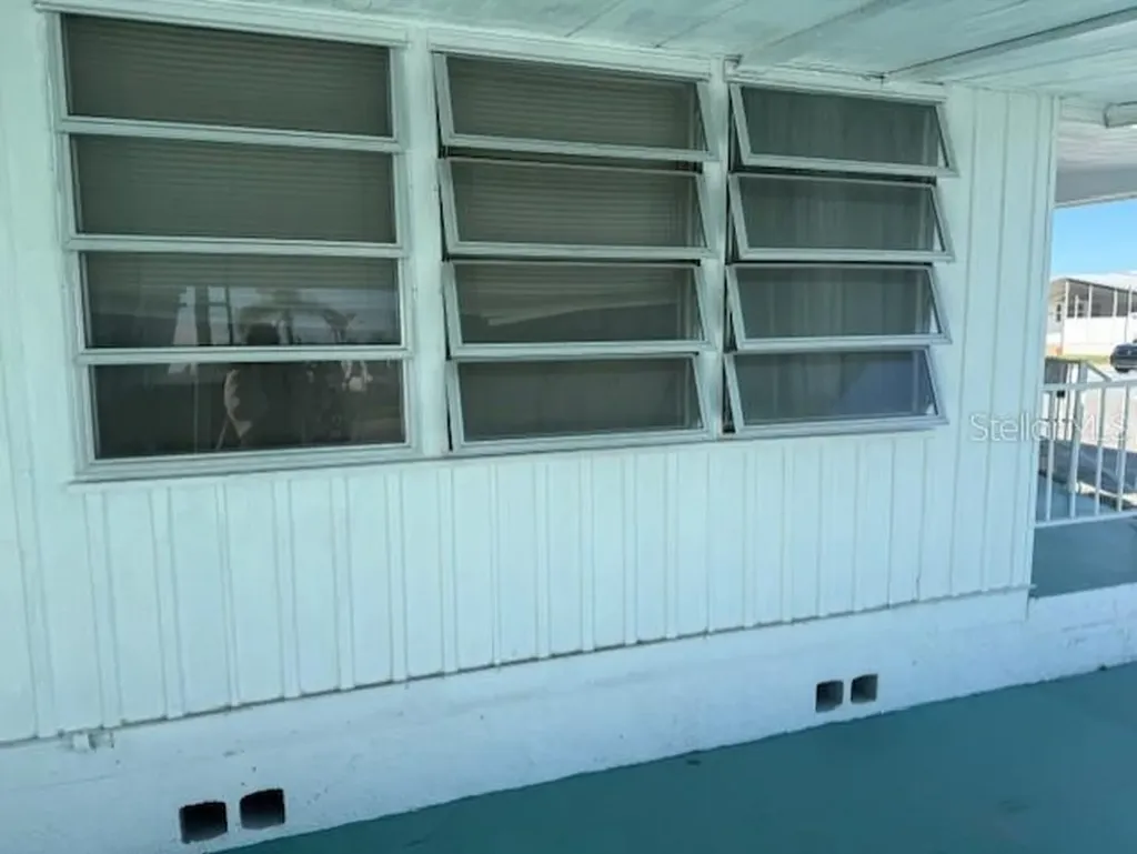 308 51st Avenue Drive W Bradenton FL 34207