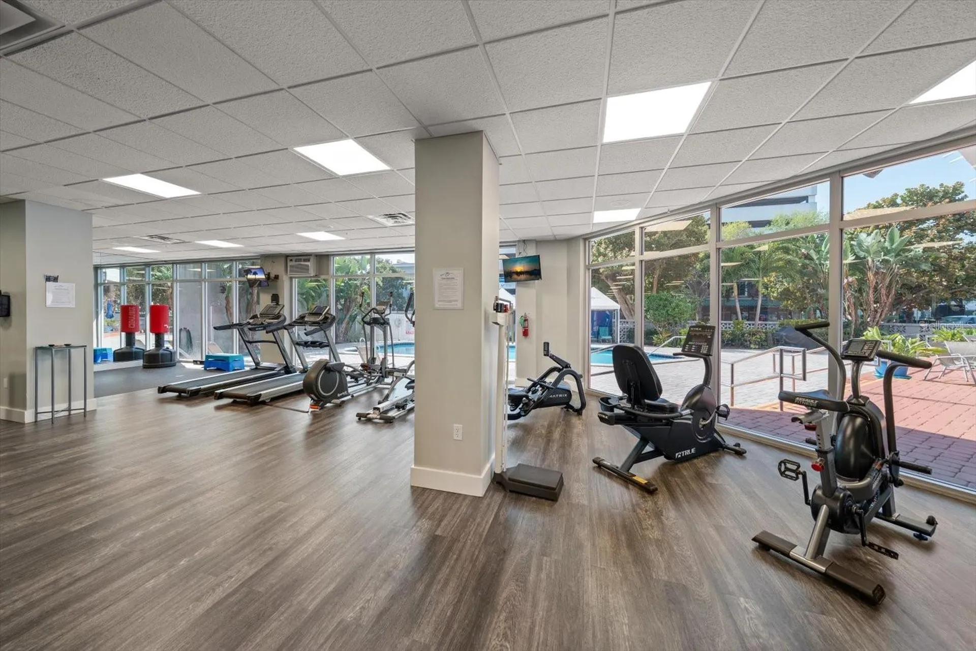 470 3rd Street S St Petersburg FL 33701