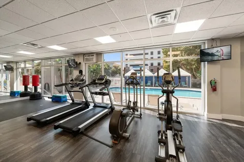 470 3rd Street S St Petersburg FL 33701