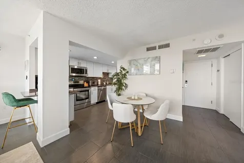 470 3rd Street S St Petersburg FL 33701