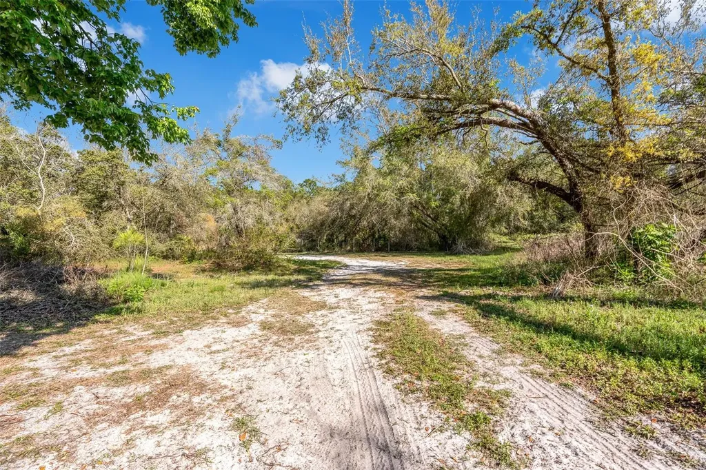 32404 Highland Lakes Road Deland FL 32720