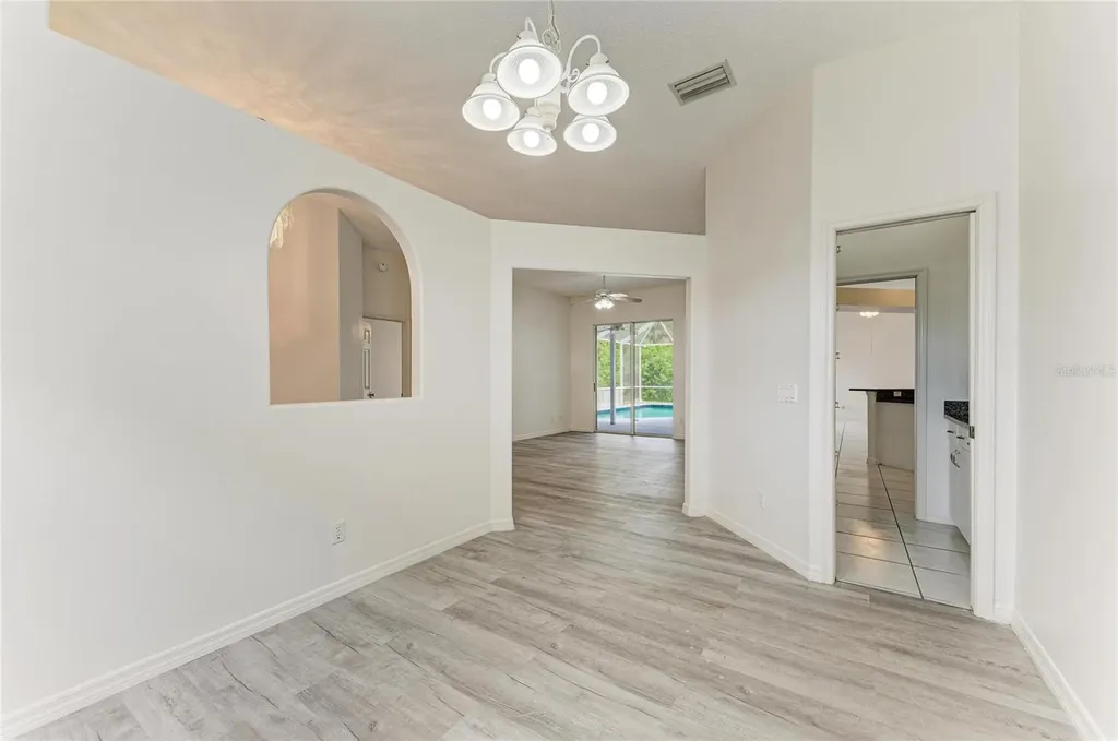 4805 76th Court E Bradenton FL 34203
