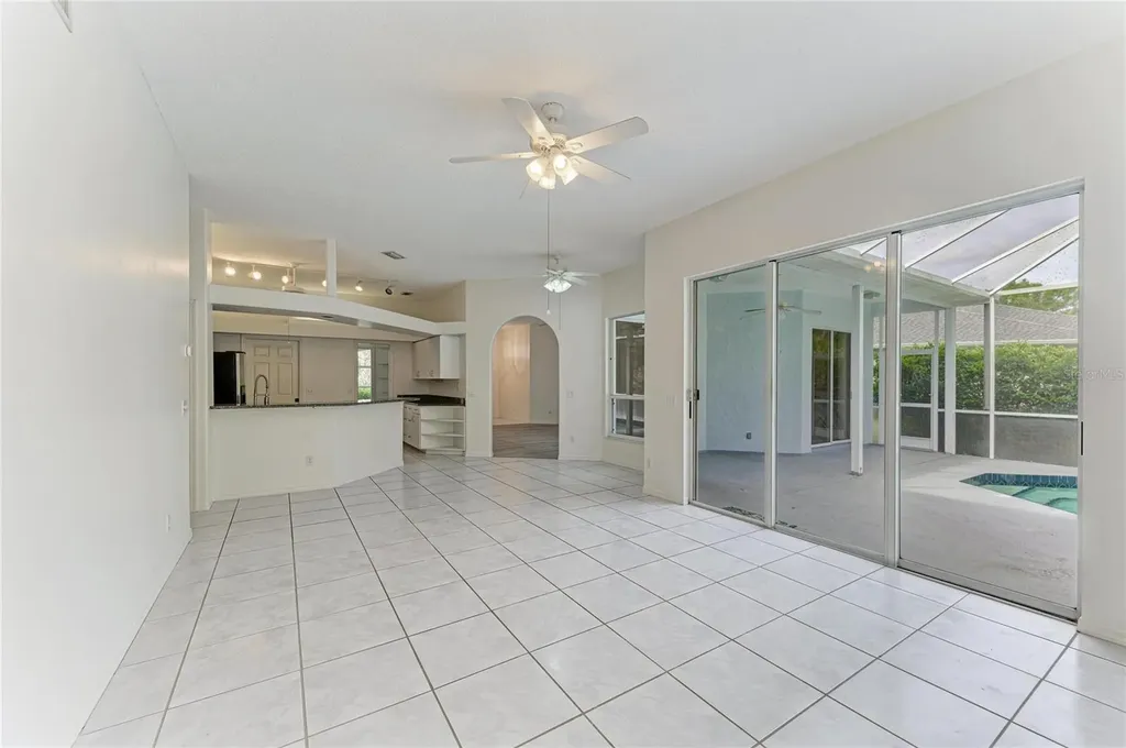 4805 76th Court E Bradenton FL 34203
