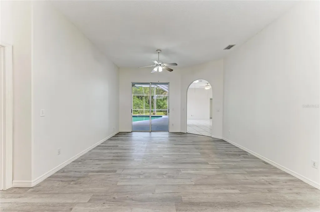 4805 76th Court E Bradenton FL 34203