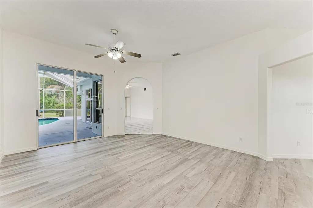4805 76th Court E Bradenton FL 34203