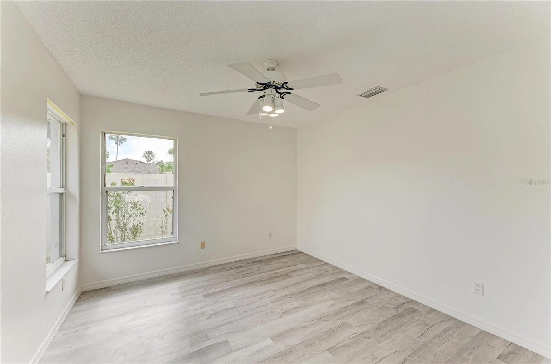 4805 76th Court E Bradenton FL 34203