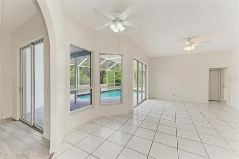 4805 76th Court E Bradenton FL 34203