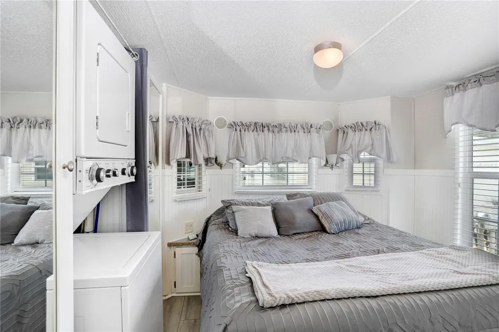 3333 26th Avenue E Bradenton FL 34208