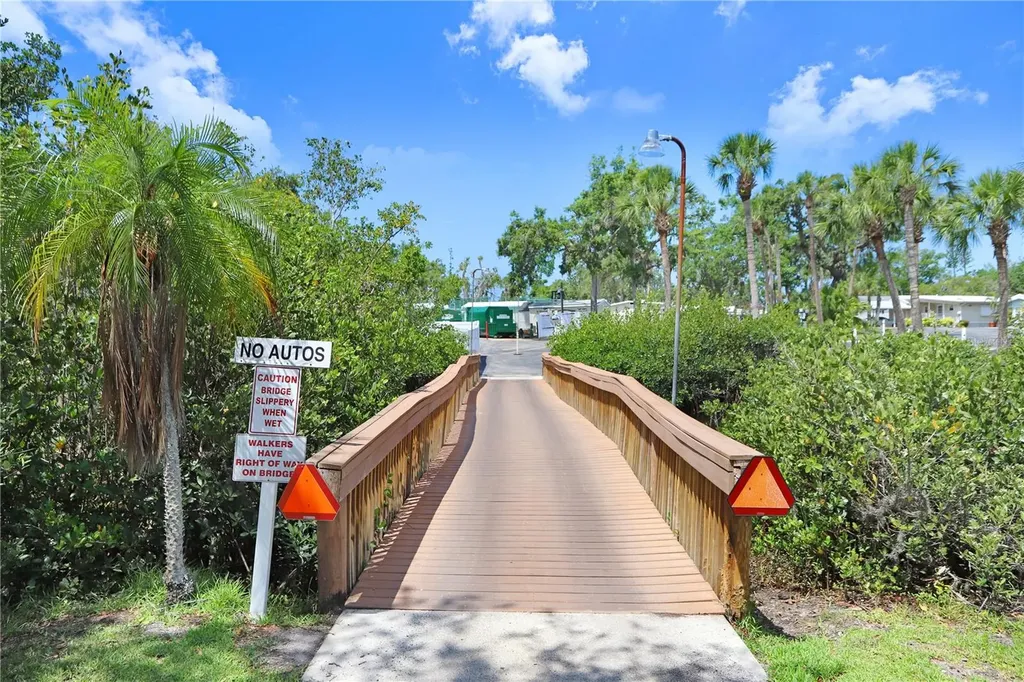 3333 26th Avenue E Bradenton FL 34208