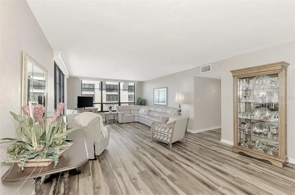 631 Alhambra Road Venice FL 34285