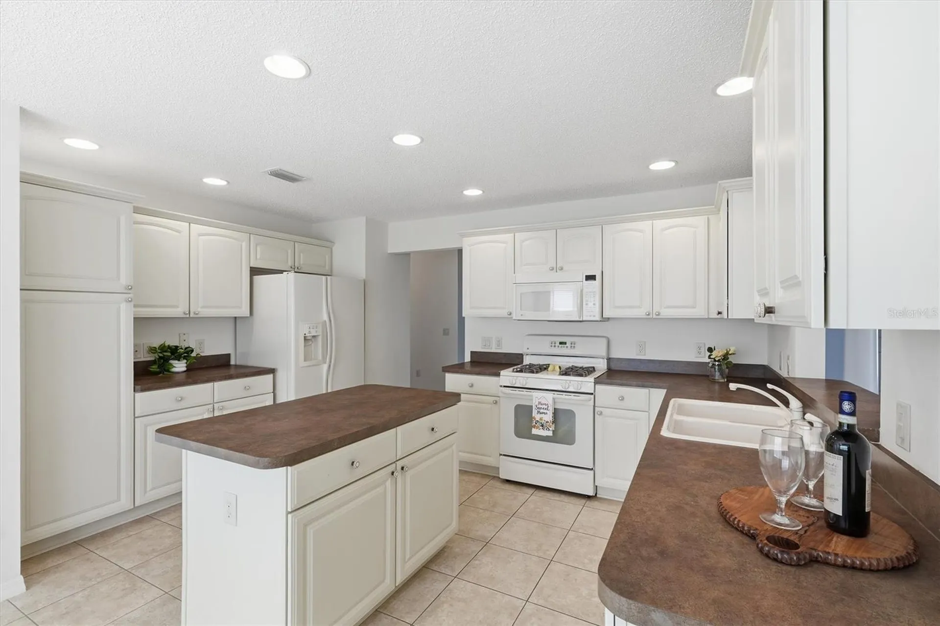 1563 Eastover Terrace The Villages FL 32162