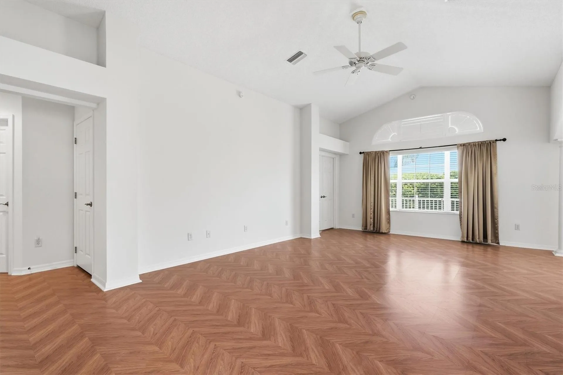 1563 Eastover Terrace The Villages FL 32162