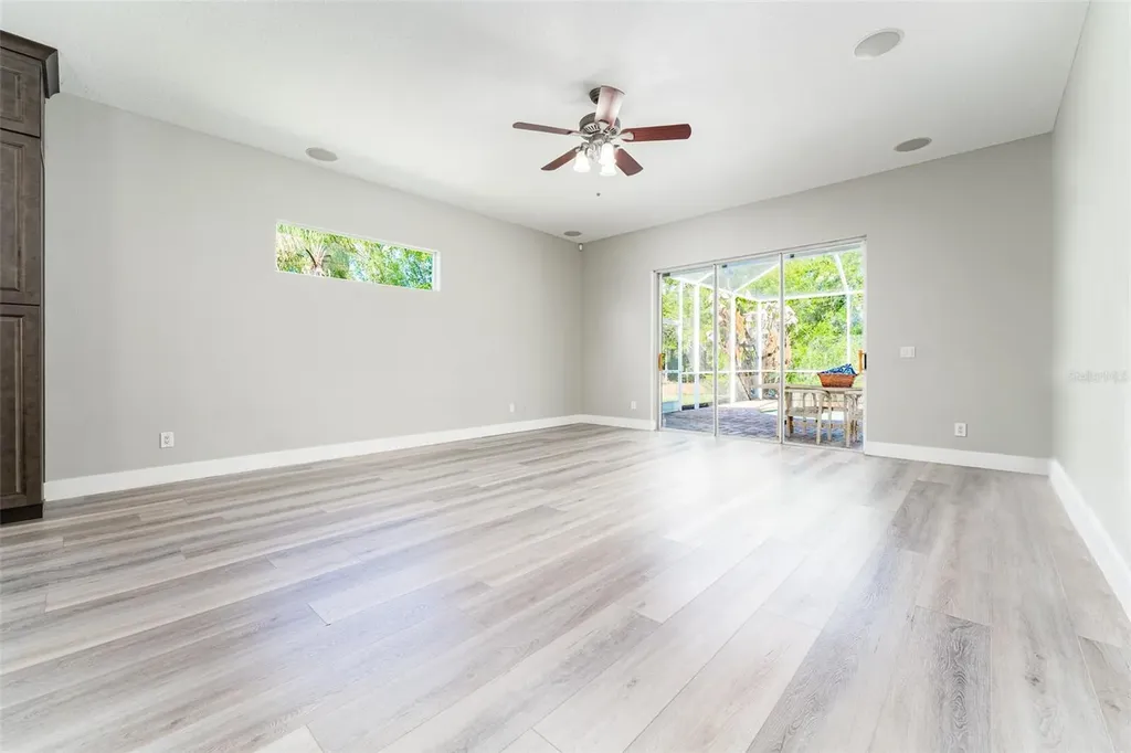 5638 Rockfield Loop Valrico FL 33596