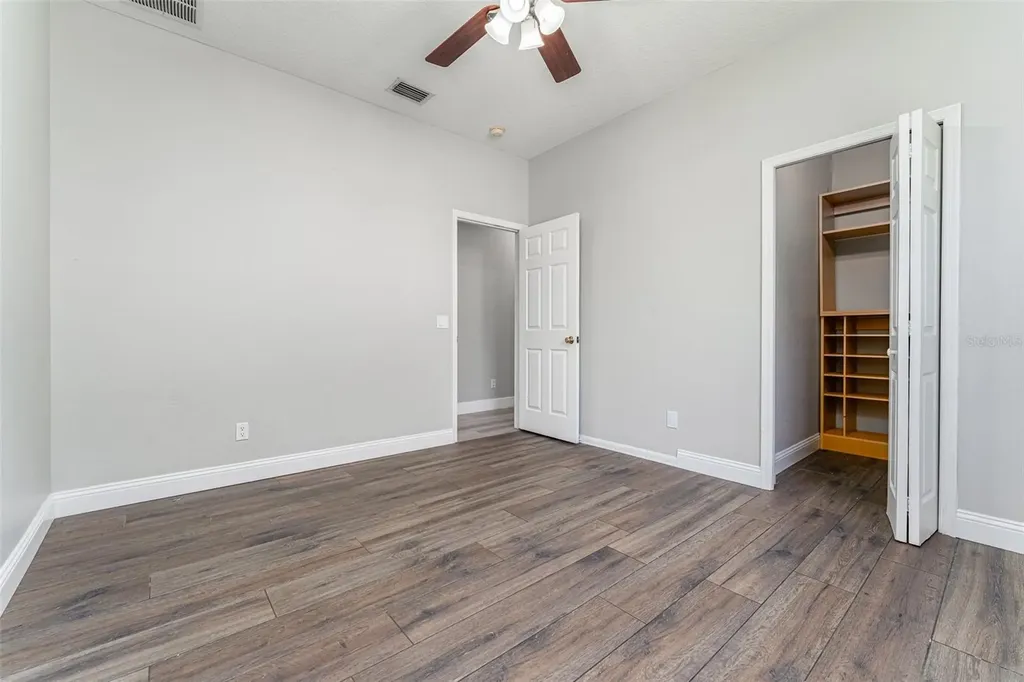 5638 Rockfield Loop Valrico FL 33596