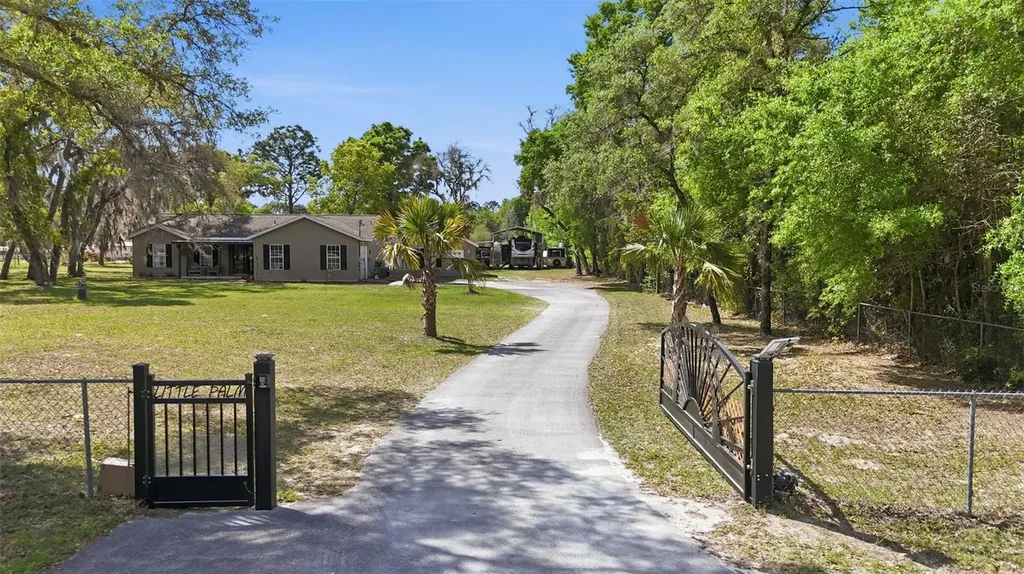 12680 SW 98th Street Dunnellon FL 34432