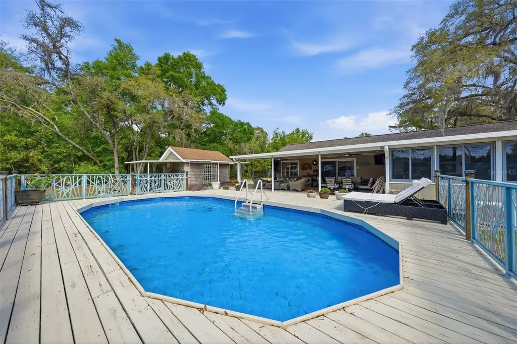 12680 SW 98th Street Dunnellon FL 34432