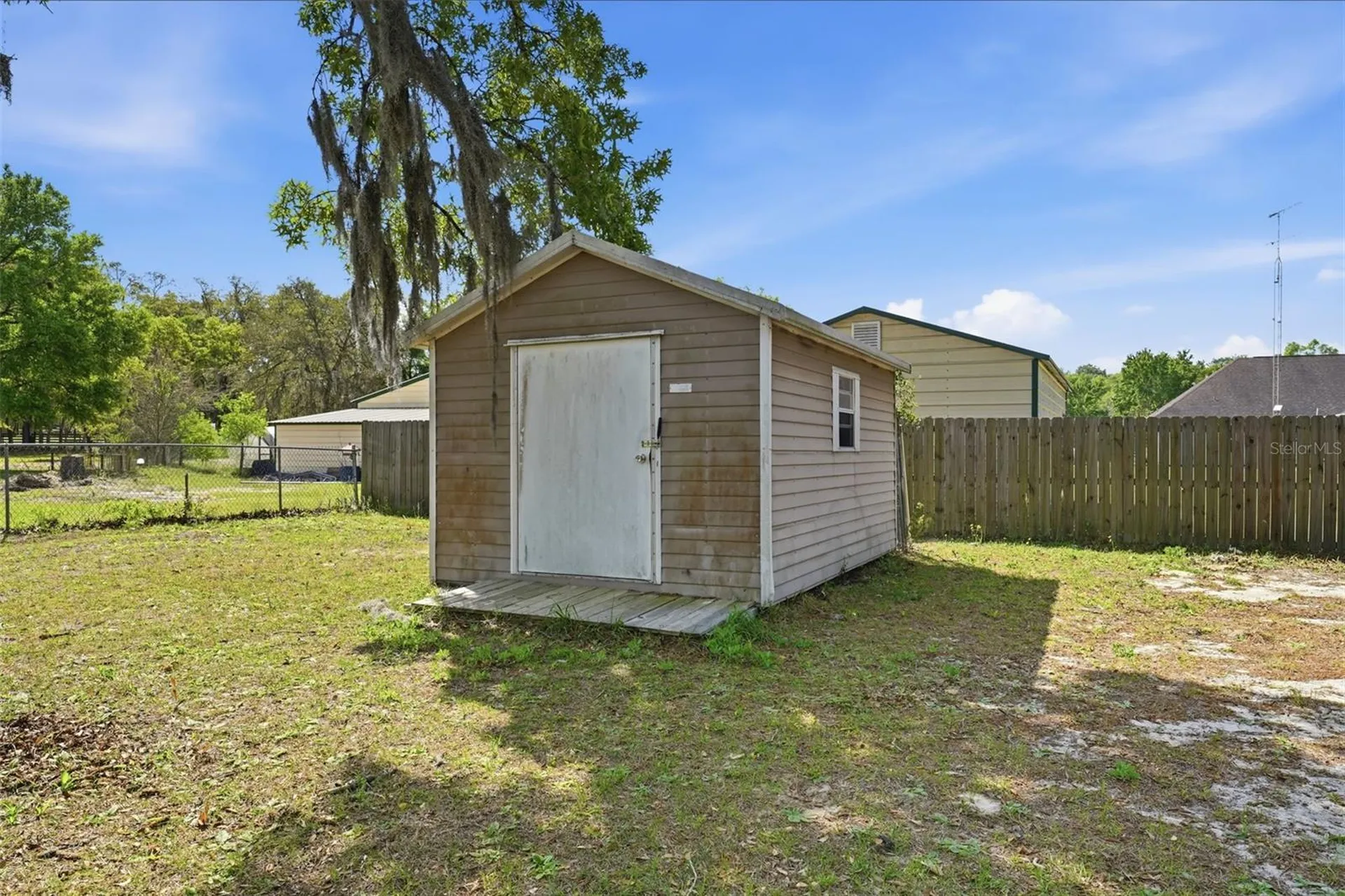 12680 SW 98th Street Dunnellon FL 34432