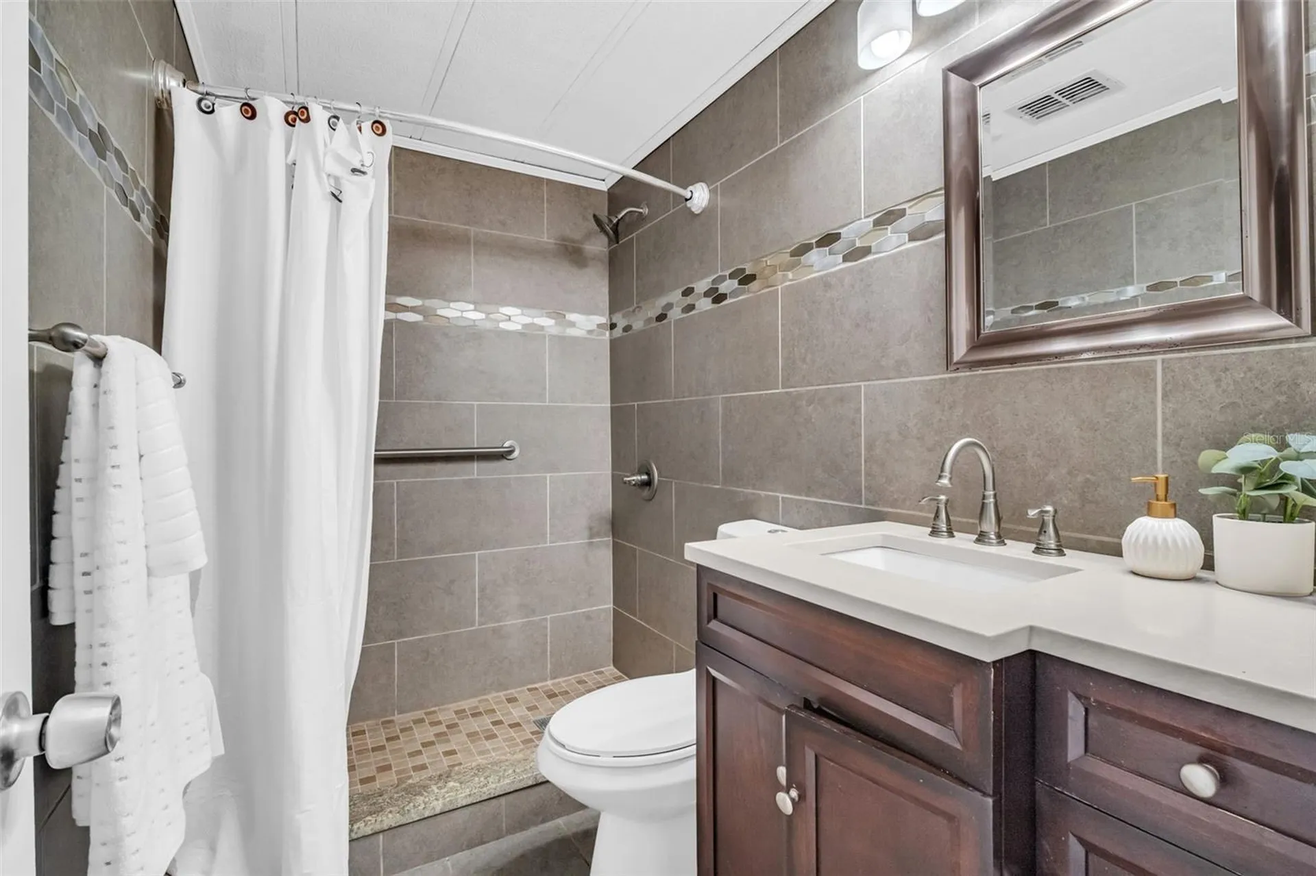23 Mountain Laurel Drive Palm Harbor FL 34684