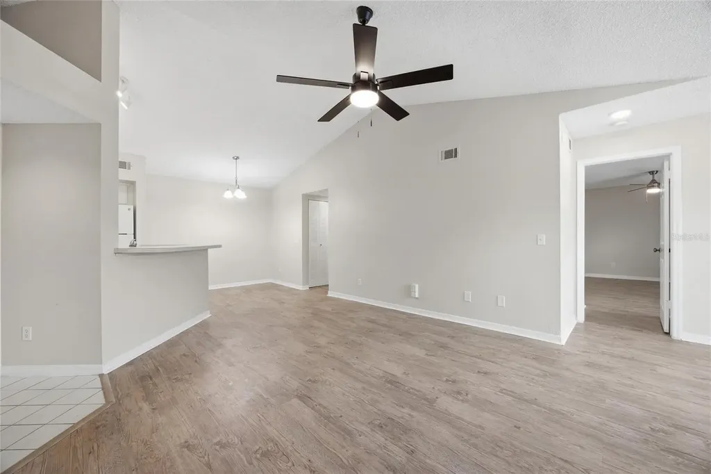 4532 Commander Drive Orlando FL 32822
