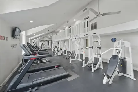 4532 Commander Drive Orlando FL 32822