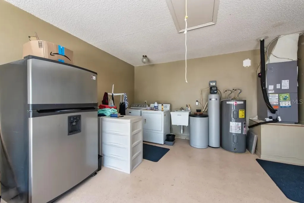1605 Leland Drive Sun City Center FL 33573