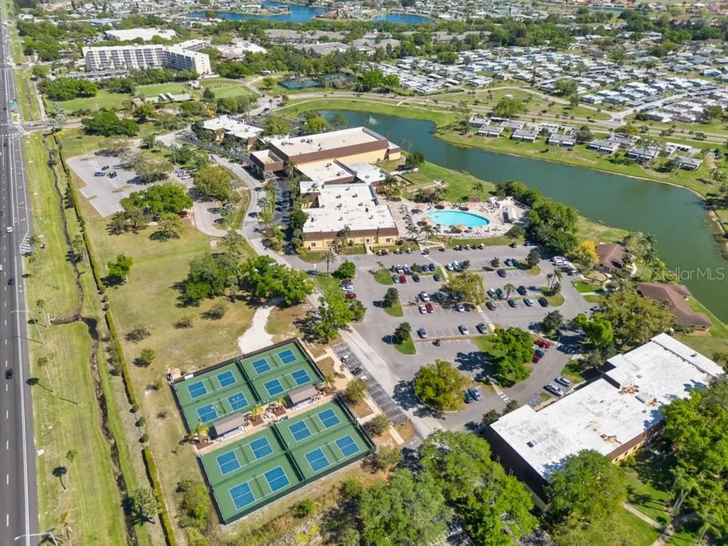 1605 Leland Drive Sun City Center FL 33573