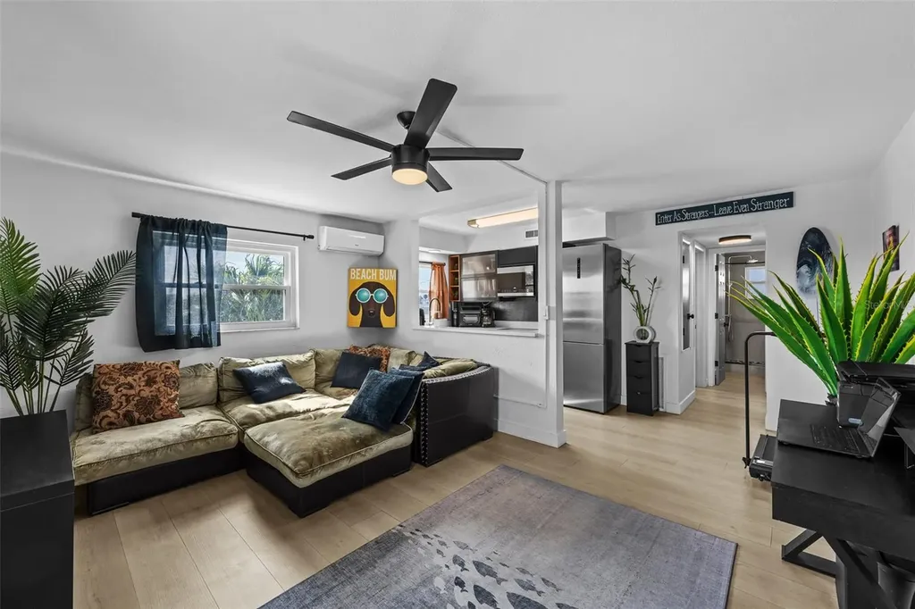 11430 3rd Street E Treasure Island FL 33706