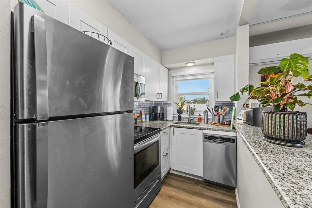 11430 3rd Street E Treasure Island FL 33706