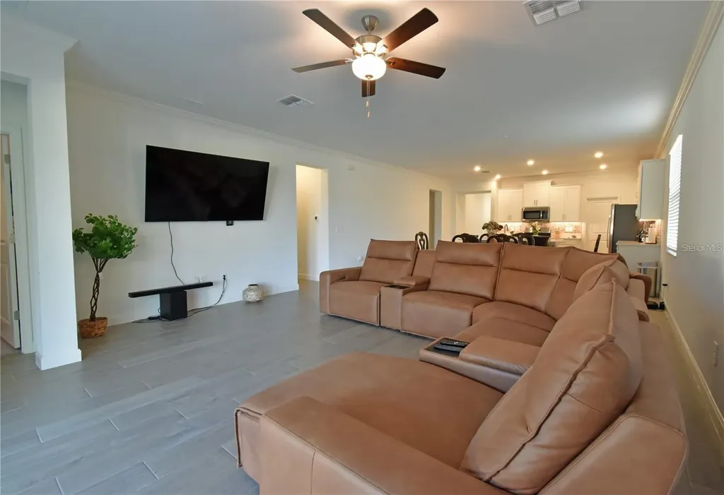 17304 Banded Gold Lane Wimauma FL 33598