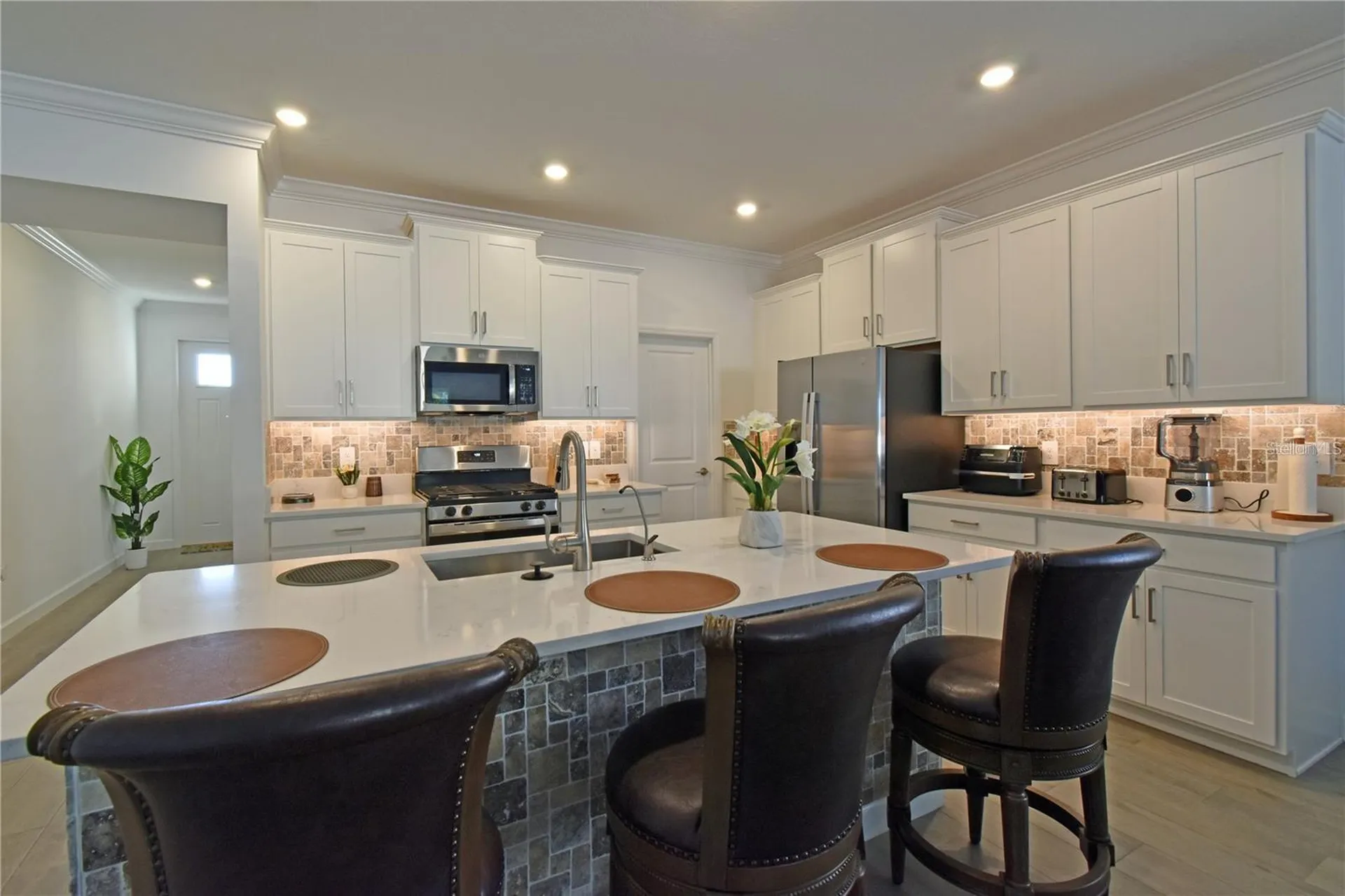 17304 Banded Gold Lane Wimauma FL 33598