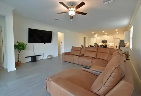 17304 Banded Gold Lane Wimauma FL 33598